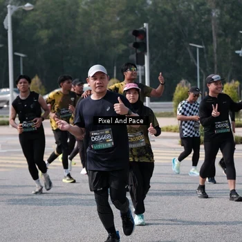 Runner Photo 6798969