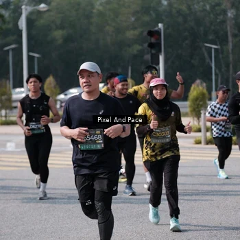 Runner Photo 6798972