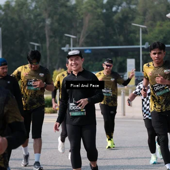 Runner Photo 6798994