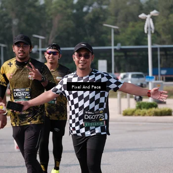 Runner Photo 6799021