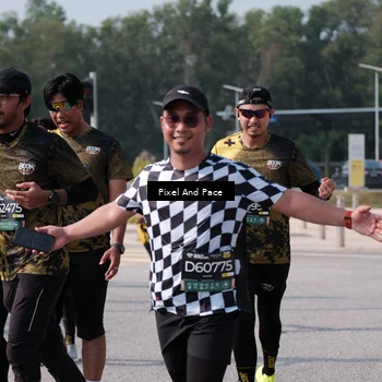 Runner Photo 6799024
