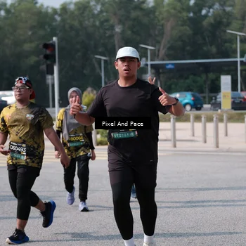 Runner Photo 6799046