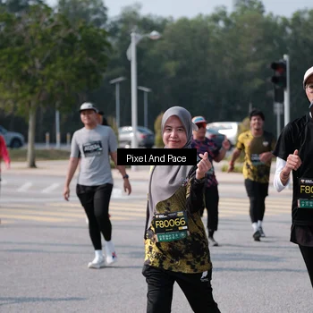 Runner Photo 6799067