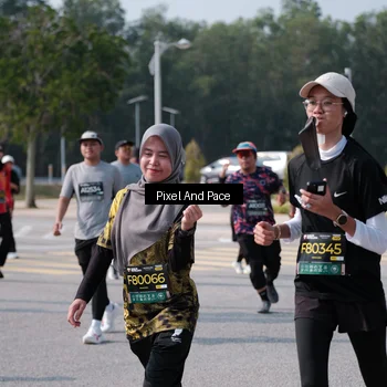 Runner Photo 6799072