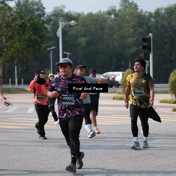Runner Photo 6799077