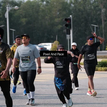 Runner Photo 6799103