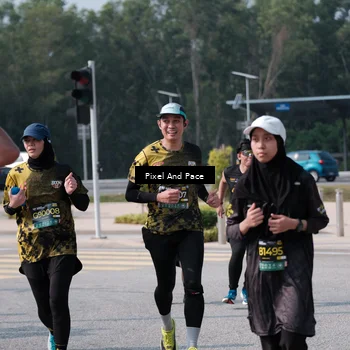 Runner Photo 6799173