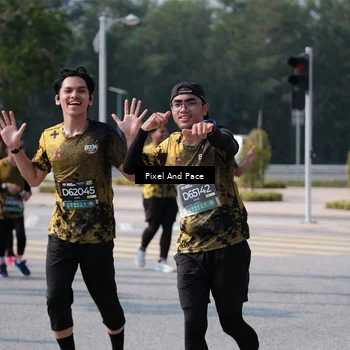 Runner Photo 6799190