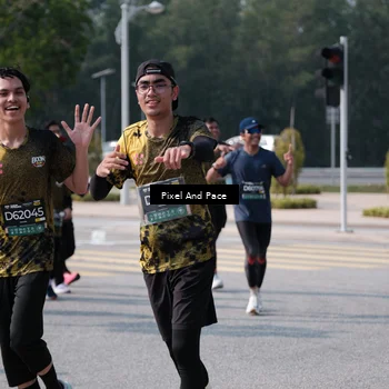 Runner Photo 6799199