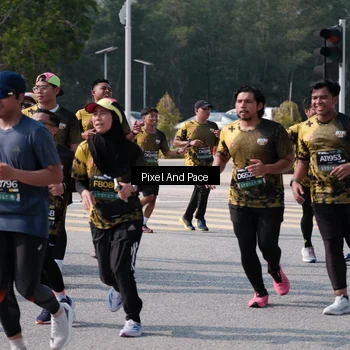 Runner Photo 6799207