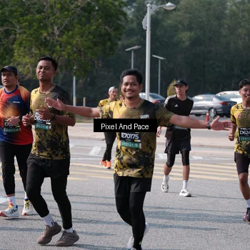 Runner Photo 6799245