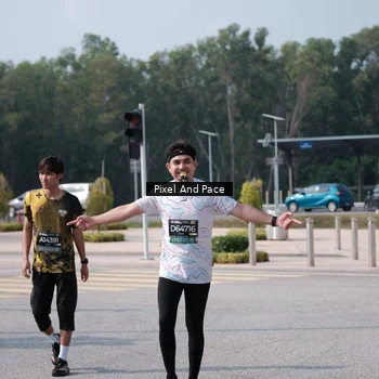 Runner Photo 6799287