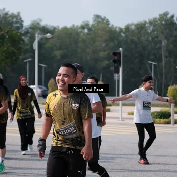 Runner Photo 6799290