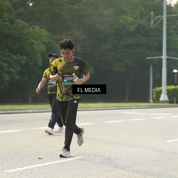 Runner Photo 6799475