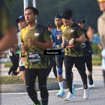 Runner Photo 6799479