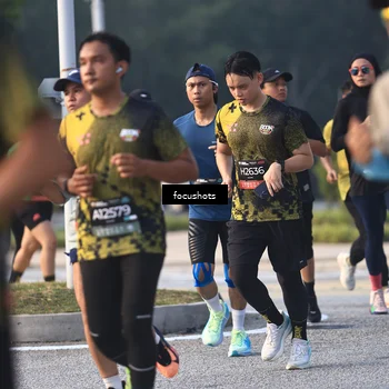 Runner Photo 6799483