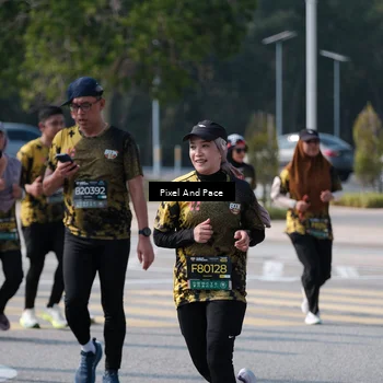Runner Photo 6799497