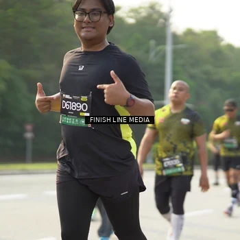 Runner Photo 6799580