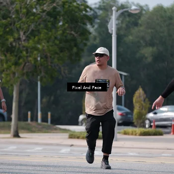 Runner Photo 6799588