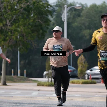 Runner Photo 6799596