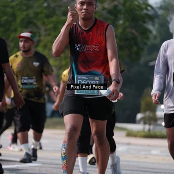 Runner Photo 6799651