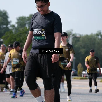 Runner Photo 6799709