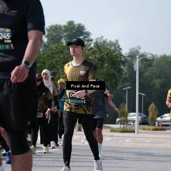 Runner Photo 6799717