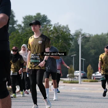Runner Photo 6799719