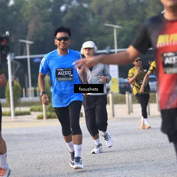 Runner Photo 6799720