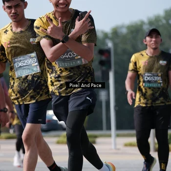 Runner Photo 6799725