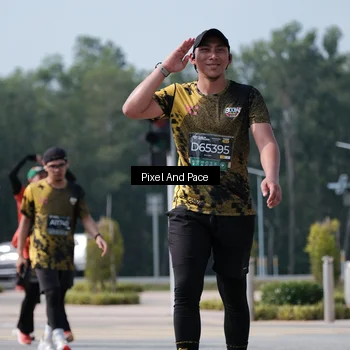 Runner Photo 6799739