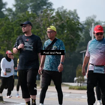 Runner Photo 6799754
