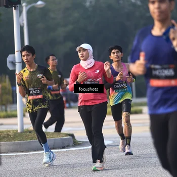Runner Photo 6799769
