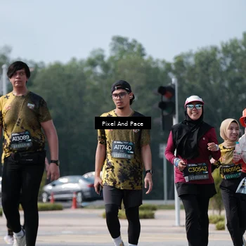 Runner Photo 6799790