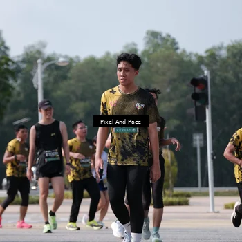 Runner Photo 6799828