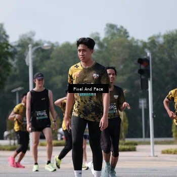 Runner Photo 6799846