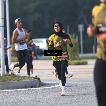 Runner Photo 6799853
