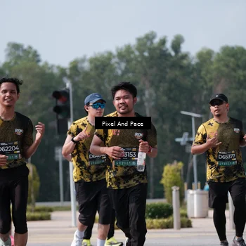 Runner Photo 6799874