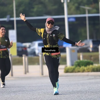 Runner Photo 6799971