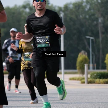 Runner Photo 6799983