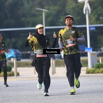 Runner Photo 6800015
