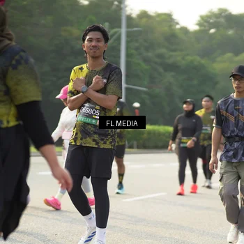 Runner Photo 6800036