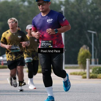Runner Photo 6800054