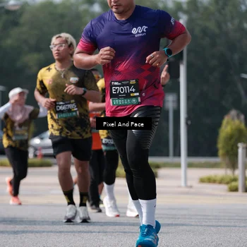 Runner Photo 6800075