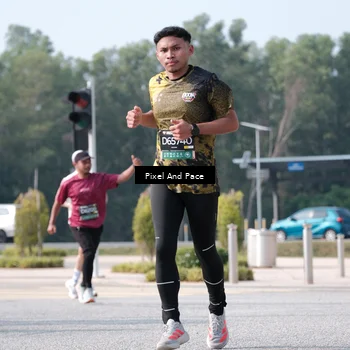 Runner Photo 6800091