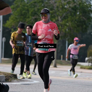 Runner Photo 6800139