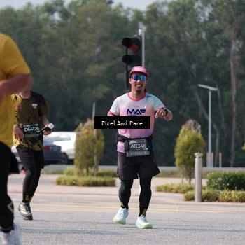 Runner Photo 6800165