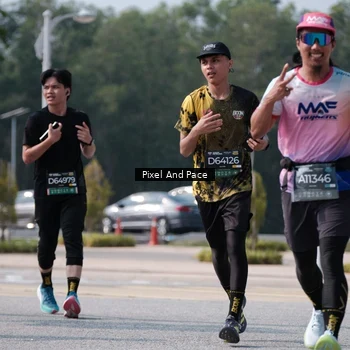 Runner Photo 6800187