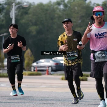 Runner Photo 6800196