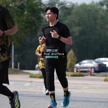 Runner Photo 6800197